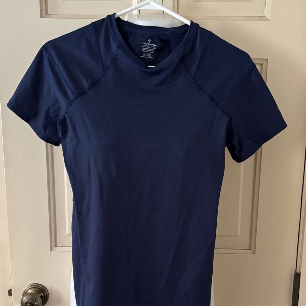 Tommie Copper size large